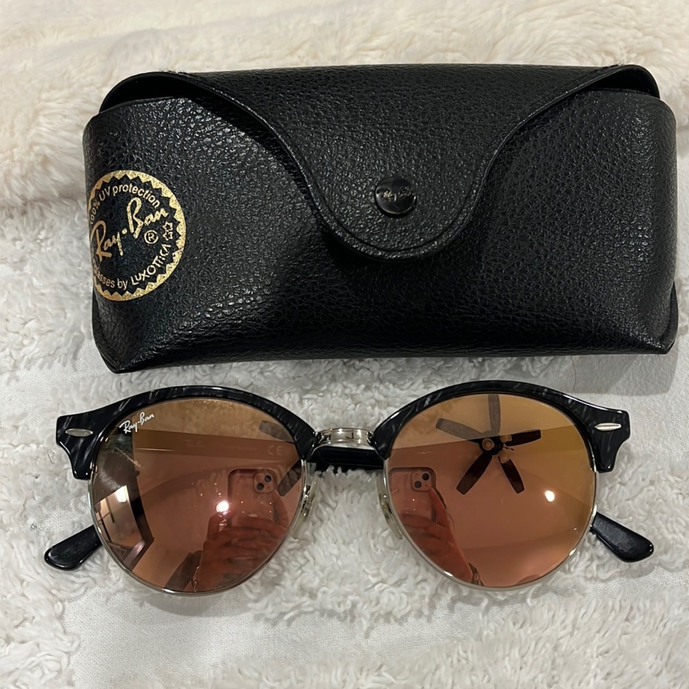 Like new ray-ban club round sunglasses